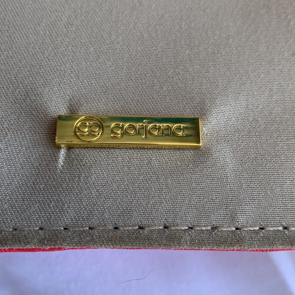 3 FOR $15 SALE: Pink Tri-Fold Clutch w/ Tie - Picture 5 of 8